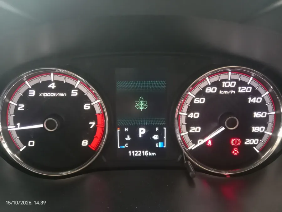 Foto Mobil Bekas Odometer Nissan Livina 1.5 VL tahun 2019
