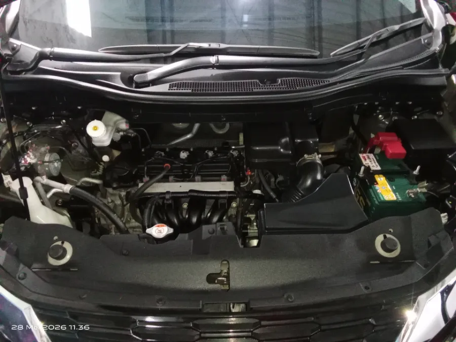 Foto Mobil Bekas Mesin Nissan Livina 1.5 VL tahun 2020