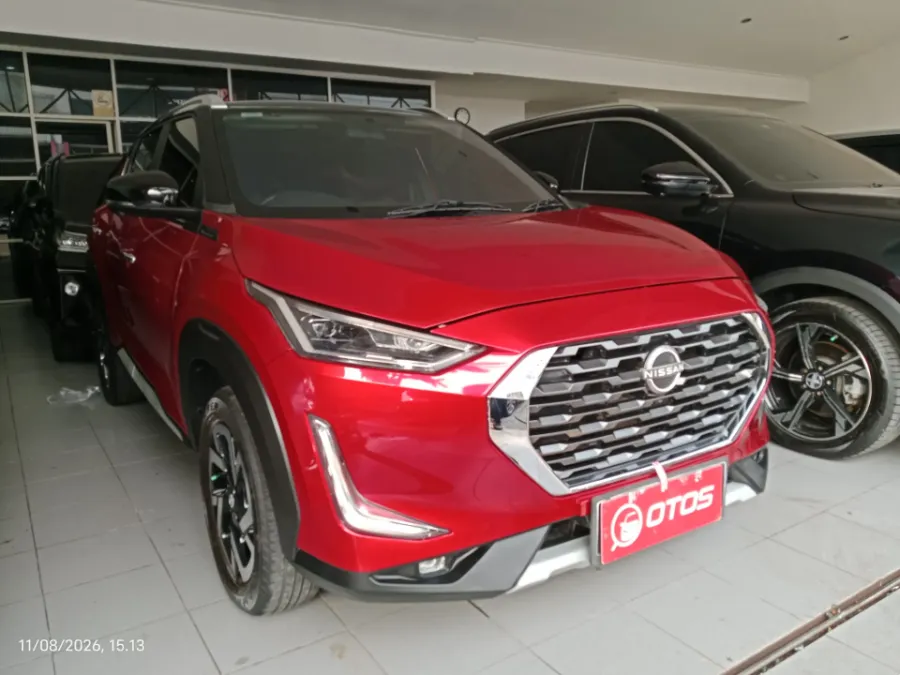 Foto Mobil Bekas Kanan Depan Nissan Magnite 1.0 Turbo tahun 2021
