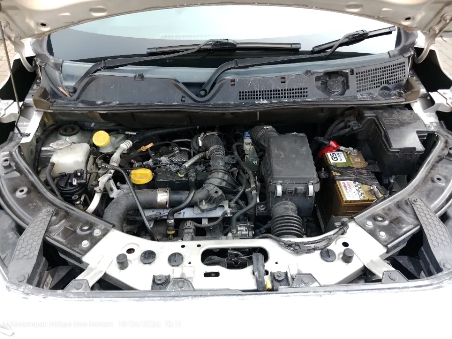 Foto Mobil Bekas Mesin Nissan Magnite 1.0 Turbo tahun 2021