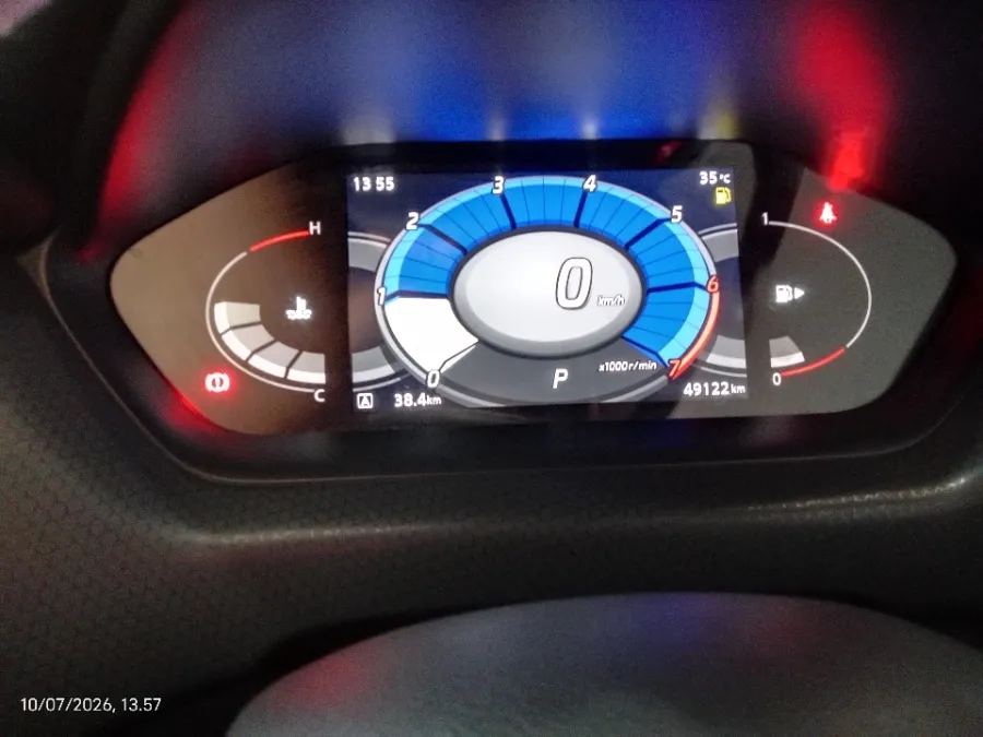 Foto Mobil Bekas Odometer Nissan Magnite 1.0 Turbo tahun 2022