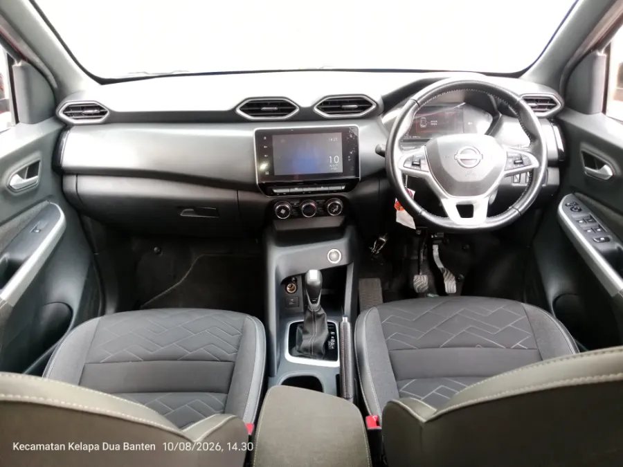 Foto Mobil Bekas Dashboard Nissan Magnite 1.0 Turbo tahun 2023