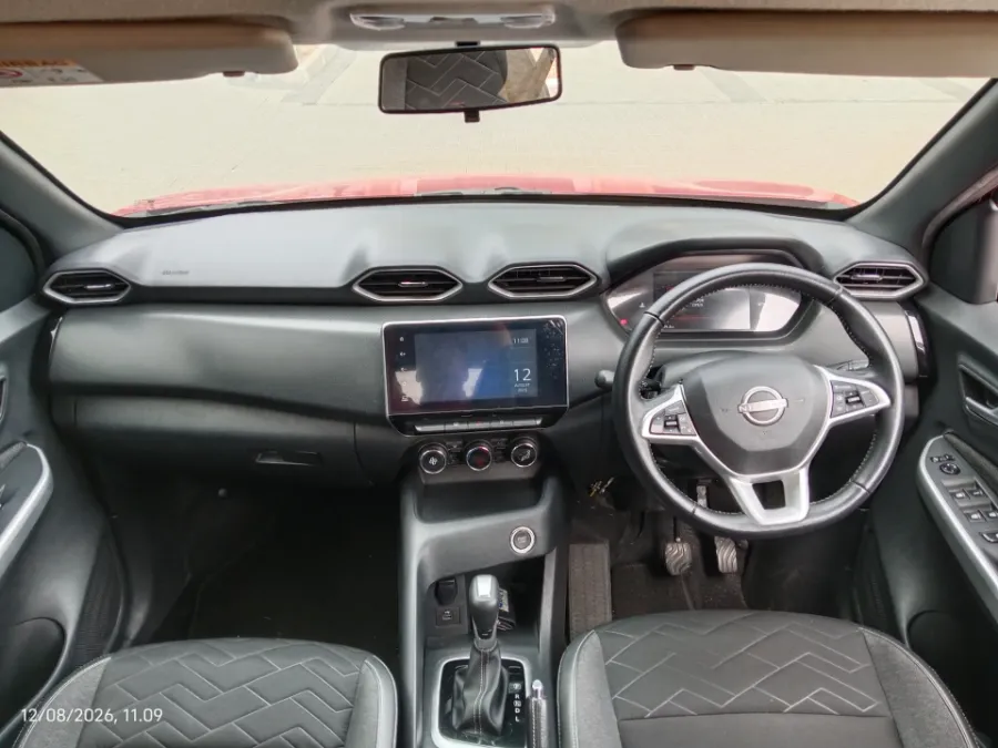Foto Mobil Bekas Dashboard Nissan Magnite 1.0 Turbo tahun 2023