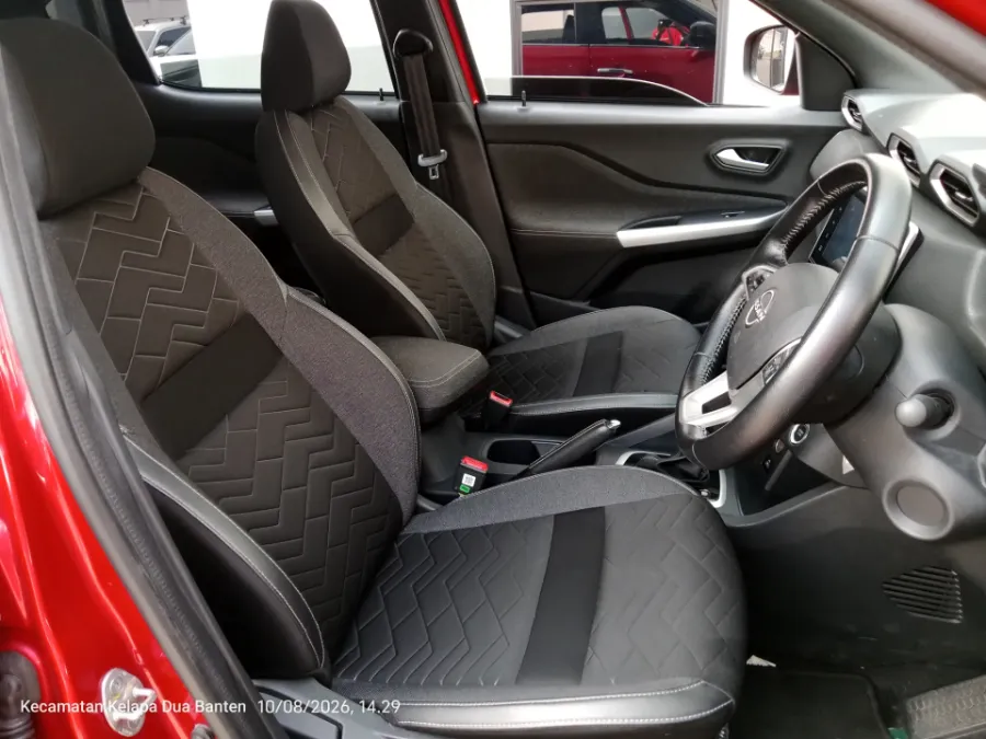 Foto Mobil Bekas Kabin Depan Nissan Magnite 1.0 Turbo tahun 2023