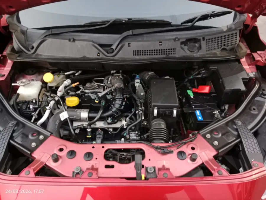 Foto Mobil Bekas Mesin Nissan Magnite 1.0 Turbo tahun 2023