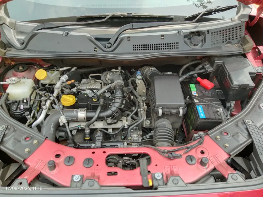 Foto Mobil Bekas Mesin Nissan Magnite 1.0 Turbo tahun 2023
