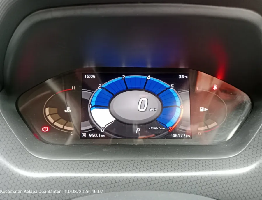 Foto Mobil Bekas Odometer Nissan Magnite 1.0 Turbo tahun 2023