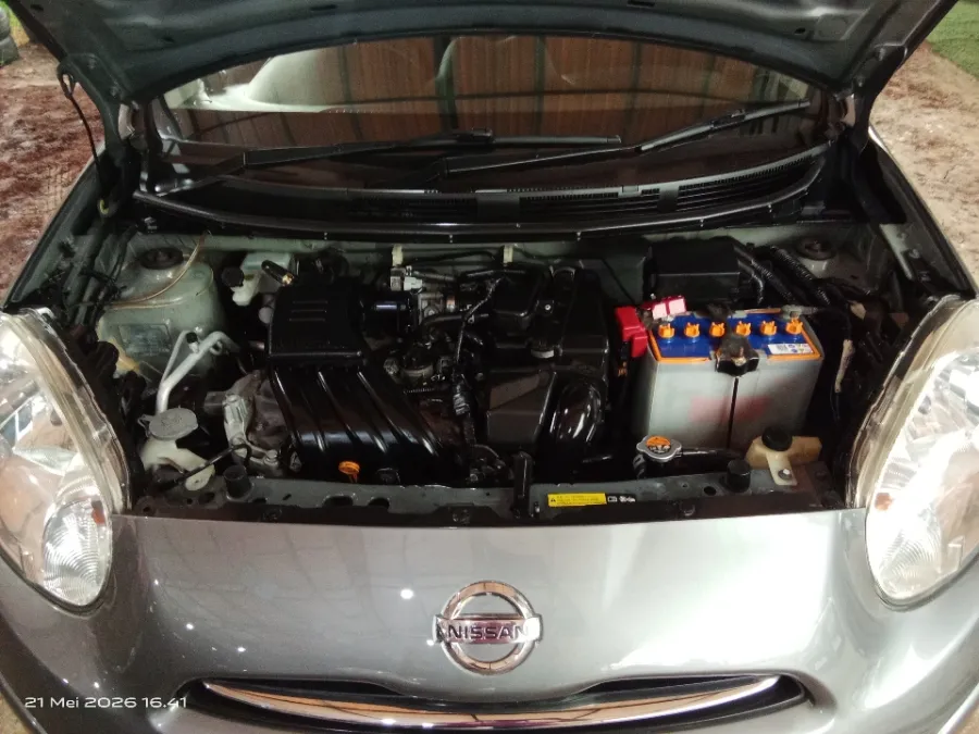 Foto Mobil Bekas Mesin Nissan March 1.2 tahun 2012