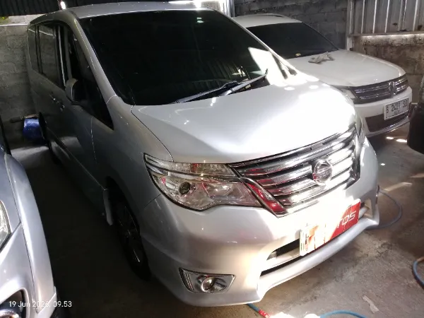 2017 Nissan Serena 2.0 Highway Star