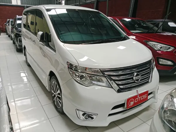 2017 Nissan Serena 2.0 Highway Star