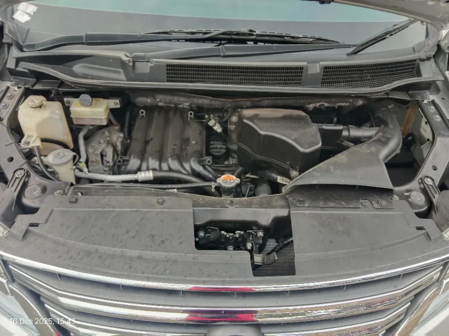Foto Mobil Bekas Mesin Nissan Serena 2.0 Highway Star tahun 2017