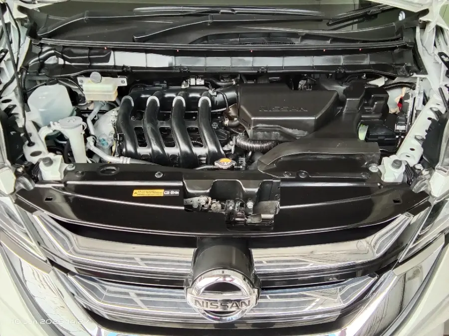 Foto Mobil Bekas Mesin Nissan Serena 2.0 Highway Star tahun 2019
