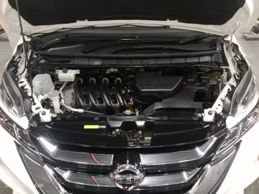 Foto Mobil Bekas Mesin Nissan Serena 2.0 Highway Star tahun 2019