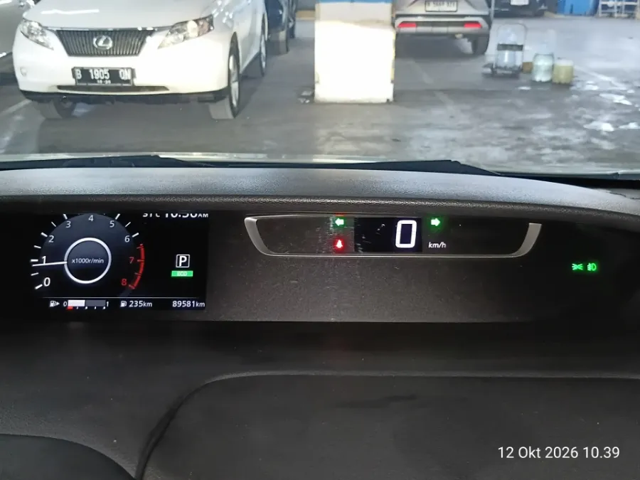 Foto Mobil Bekas Odometer Nissan Serena 2.0 Highway Star tahun 2019