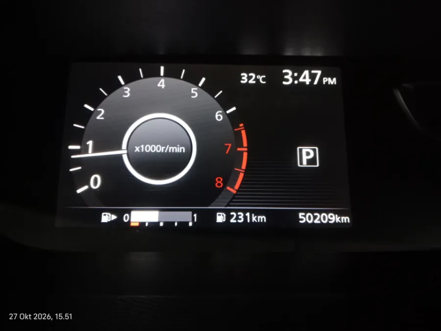Foto Mobil Bekas Odometer Nissan Serena 2.0 Highway Star tahun 2019