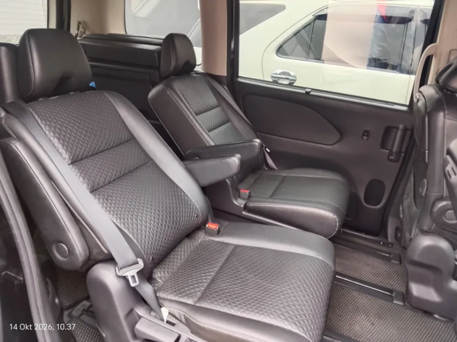 Foto Mobil Bekas Kabin Belakang Nissan Serena 2.0 Highway Star tahun 2022