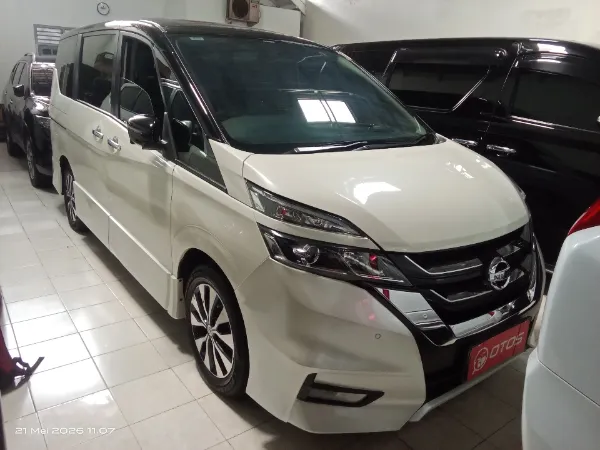 2022 Nissan Serena 2.0 Highway Star
