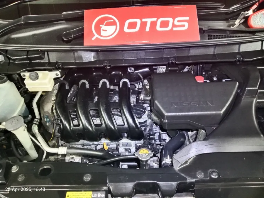 Foto Mobil Bekas Mesin Nissan Serena 2.0 Highway Star tahun 2022