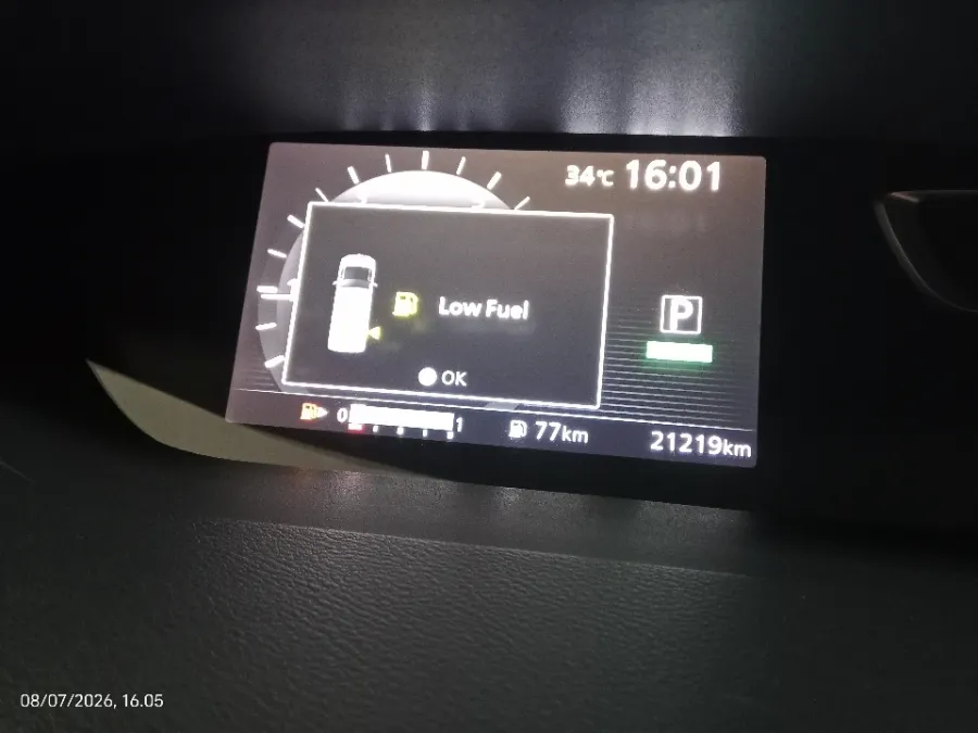 Foto Mobil Bekas Odometer Nissan Serena 2.0 Highway Star tahun 2022