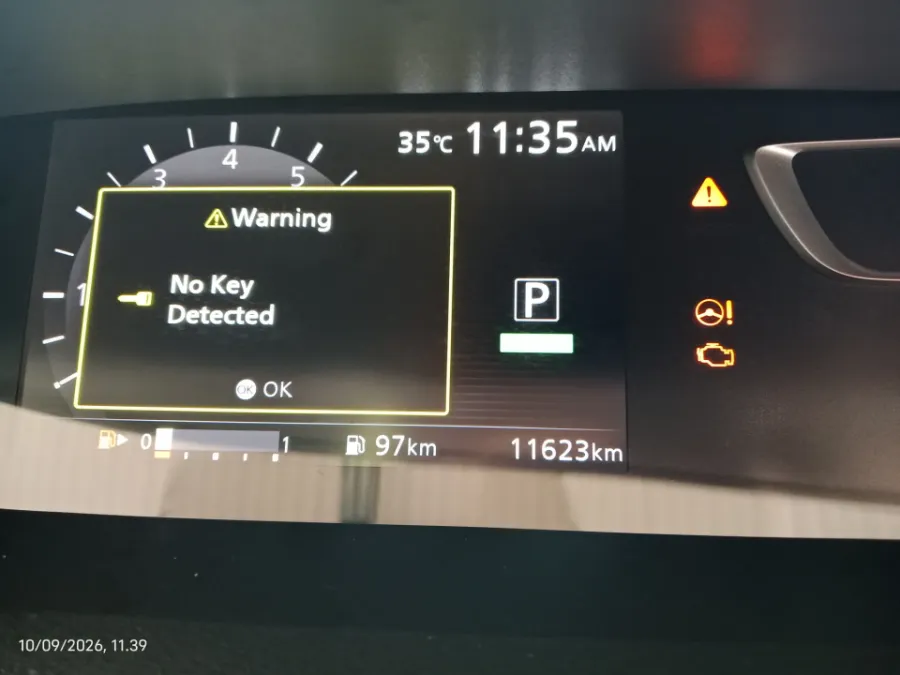 Foto Mobil Bekas Odometer Nissan Serena 2.0 Highway Star tahun 2022