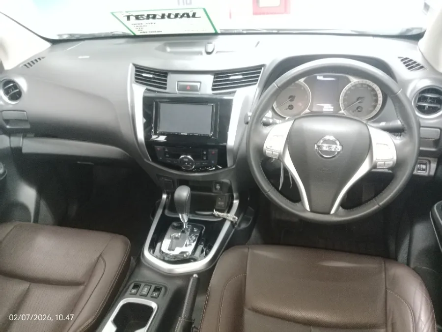 Foto Mobil Bekas Dashboard Nissan Terra 2.5 4X2 VL tahun 2018