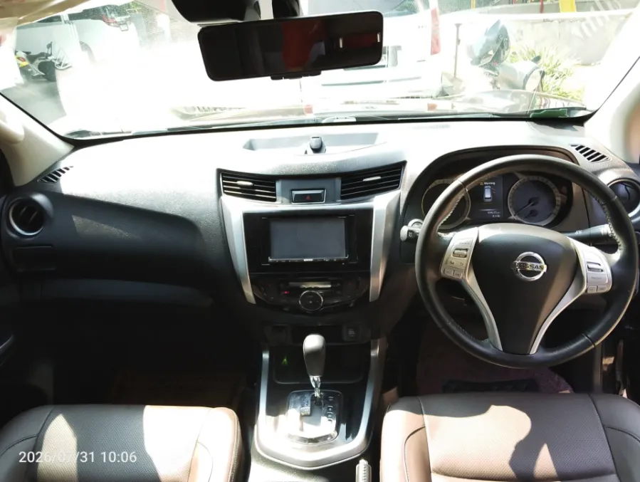 Foto Mobil Bekas Dashboard Nissan Terra 2.5 4X2 VL tahun 2018