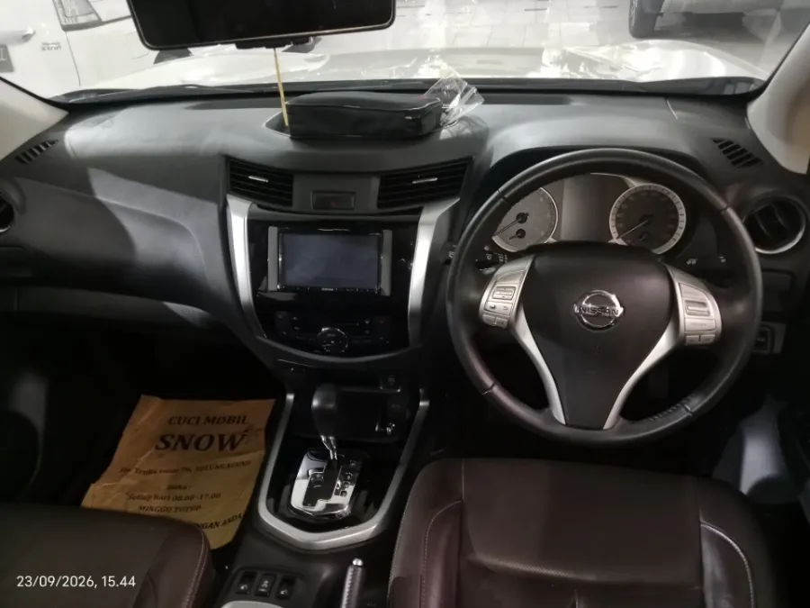 Foto Mobil Bekas Dashboard Nissan Terra 2.5 4X2 VL tahun 2018