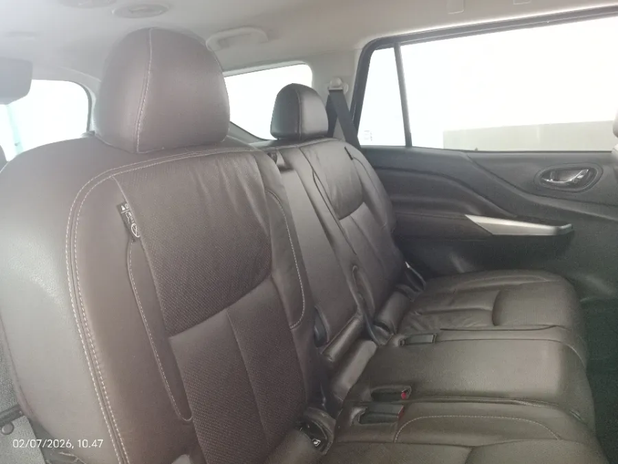 Foto Mobil Bekas Kabin Belakang Nissan Terra 2.5 4X2 VL tahun 2018