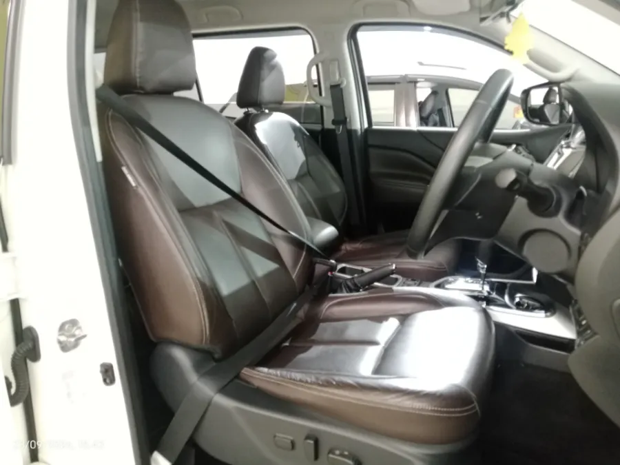 Foto Mobil Bekas Kabin Depan Nissan Terra 2.5 4X2 VL tahun 2018