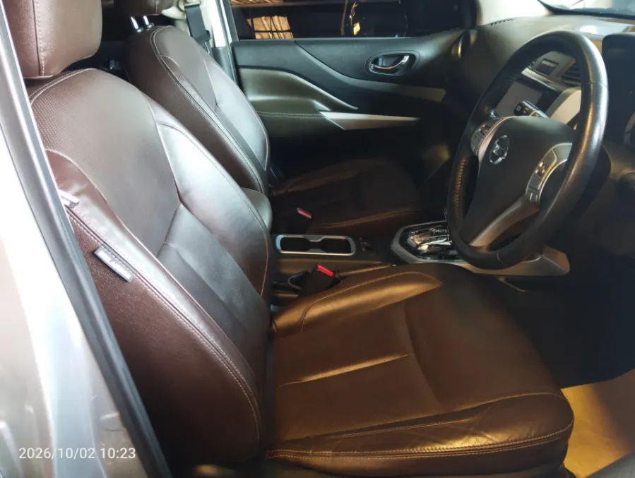 Foto Mobil Bekas Kabin Depan Nissan Terra 2.5 4X4 VL tahun 2019