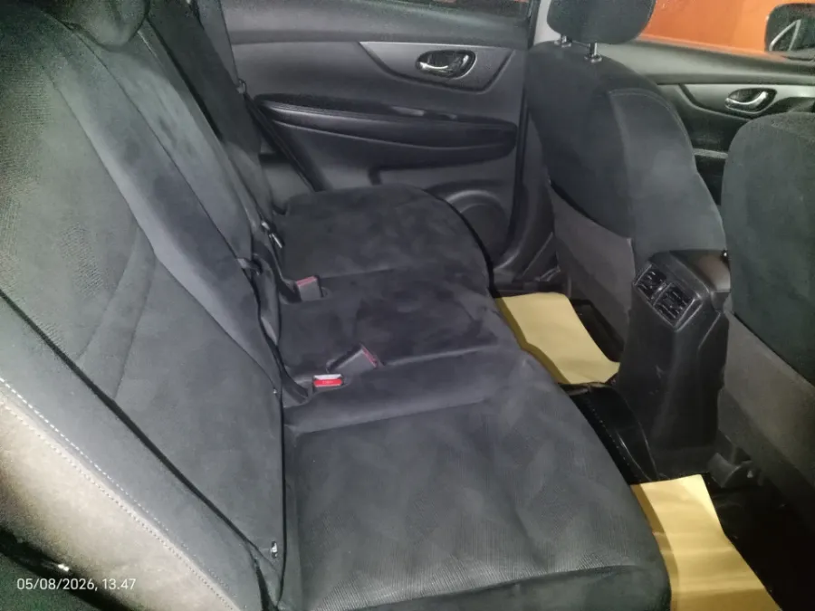 Foto Mobil Bekas Kabin Belakang Nissan X-Trail 2.0 tahun 2017