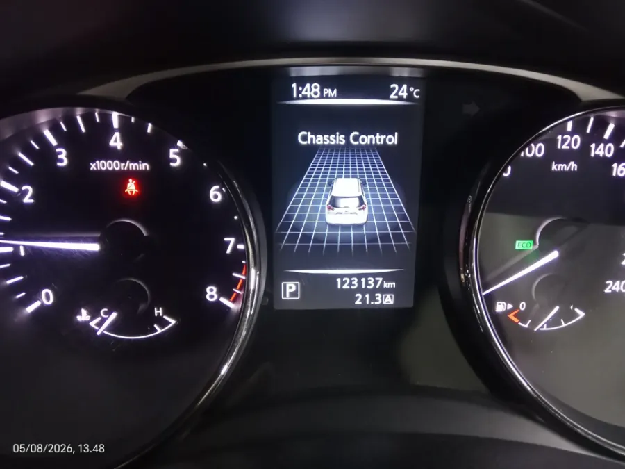 Foto Mobil Bekas Odometer Nissan X-Trail 2.0 tahun 2017