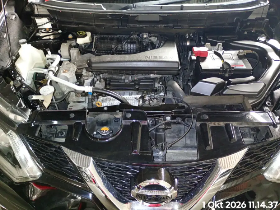 Foto Mobil Bekas Mesin Nissan X-Trail 2.5 tahun 2016