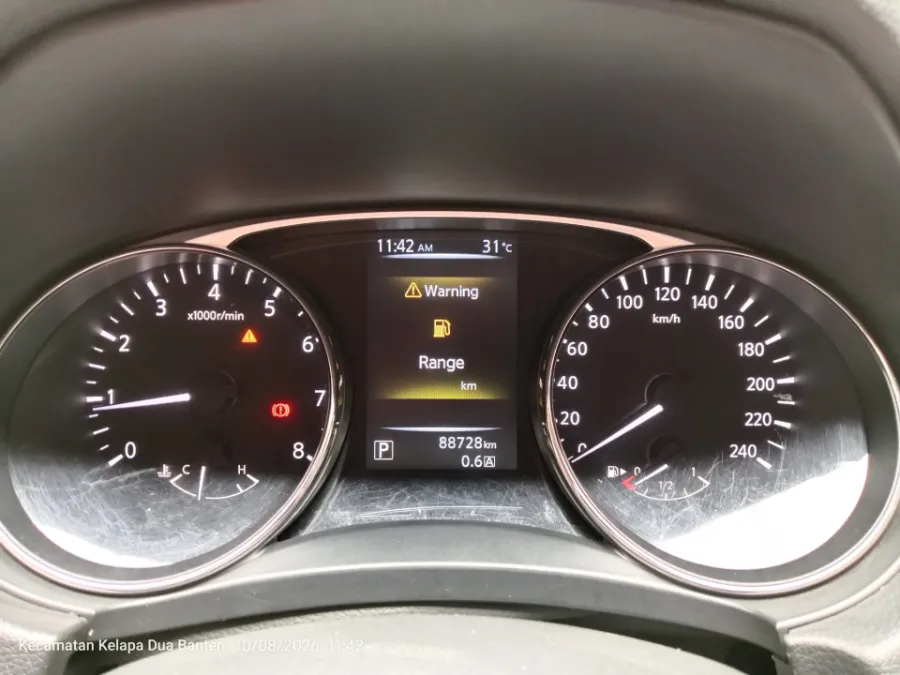 Foto Mobil Bekas Odometer Nissan X-Trail 2.5 tahun 2016