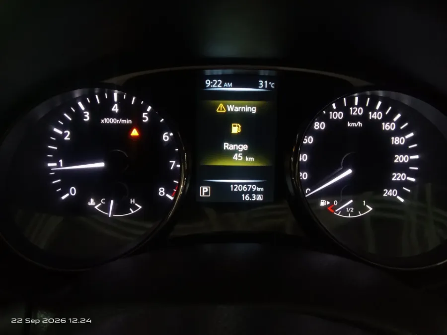 Foto Mobil Bekas Odometer Nissan X-Trail 2.5 tahun 2016