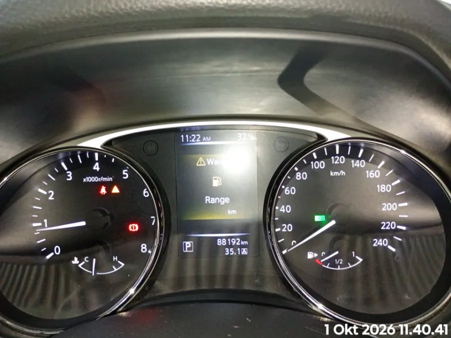 Foto Mobil Bekas Odometer Nissan X-Trail 2.5 tahun 2016