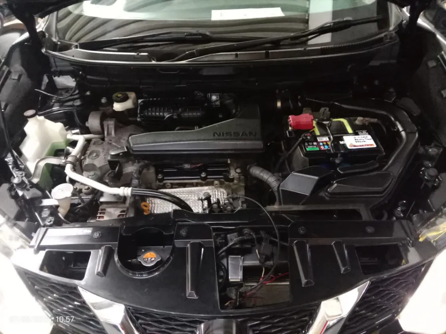 Foto Mobil Bekas Mesin Nissan X-Trail 2.5 tahun 2017