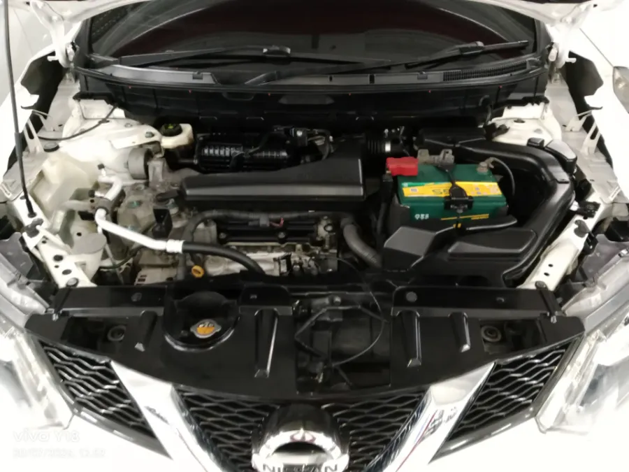 Foto Mobil Bekas Mesin Nissan X-Trail 2.5 tahun 2017