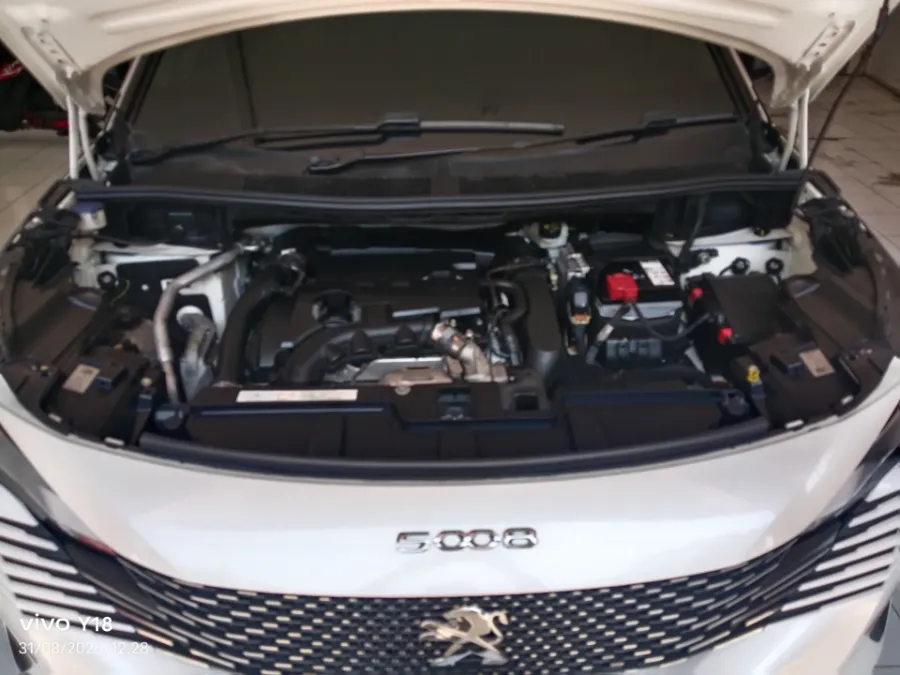 Foto Mobil Bekas Mesin Peugeot 5008 1.6 tahun 2021