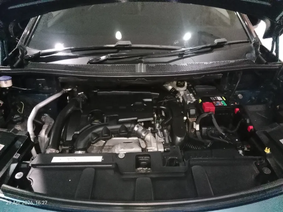 Foto Mobil Bekas Mesin Peugeot 5008 1.6 Allure Plus tahun 2019