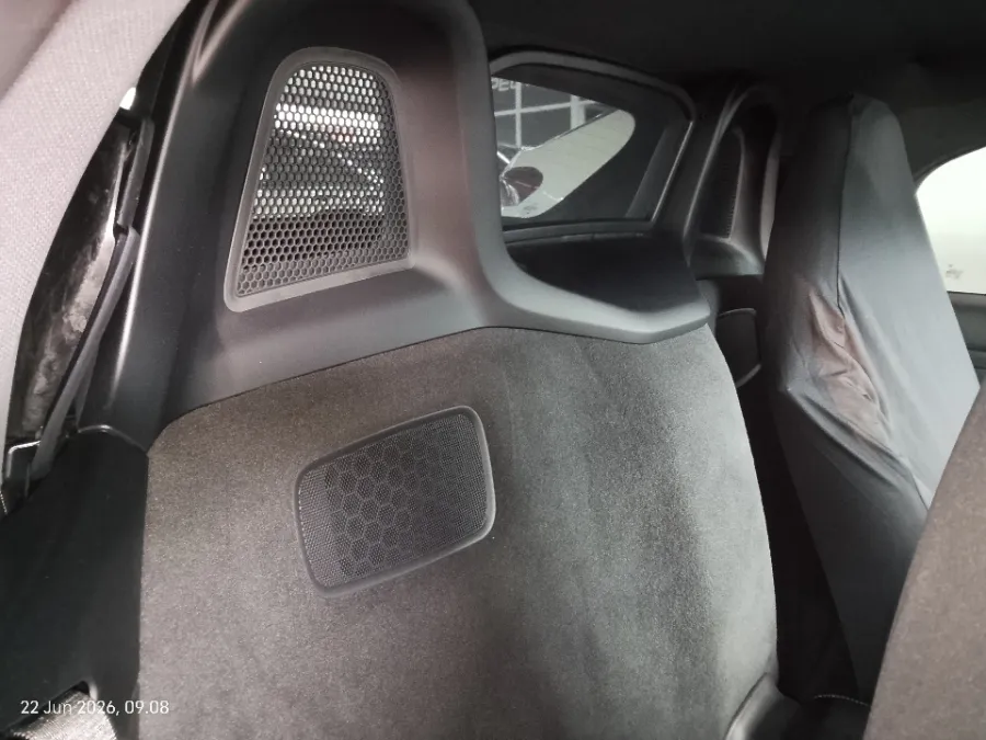 Foto Mobil Bekas Kabin Belakang Porsche 718 2.0 Boxster tahun 2025