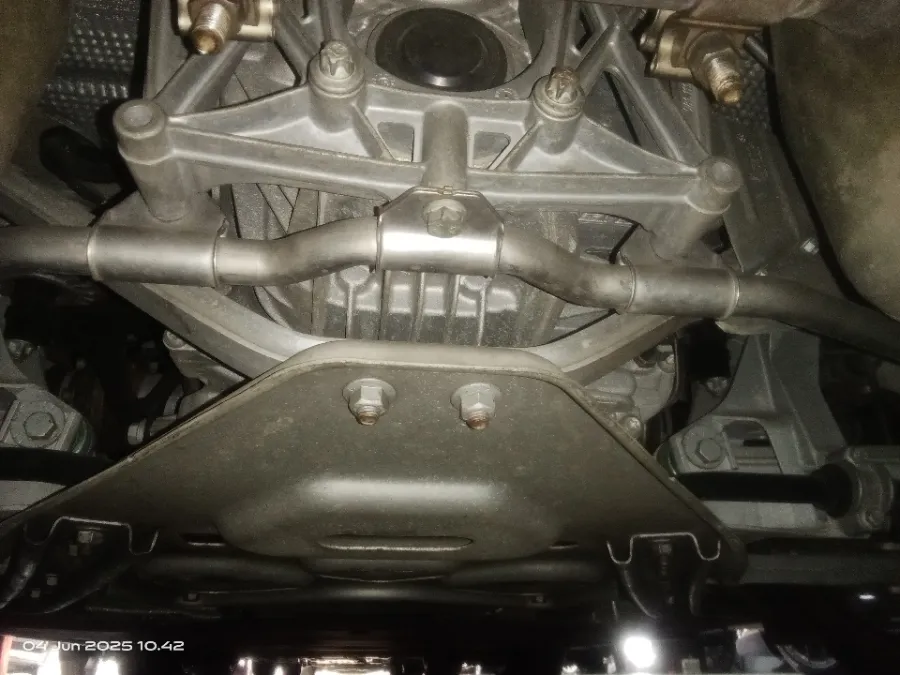 Foto Mobil Bekas Mesin Porsche Cayman 2.7 tahun 2014