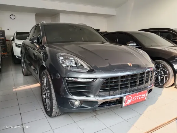 2018 Porsche Macan 2.0