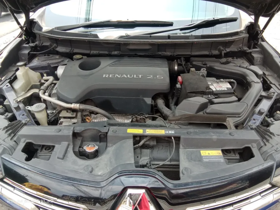 Foto Mobil Bekas Mesin Renault Koleos 2.5 Signature tahun 2017