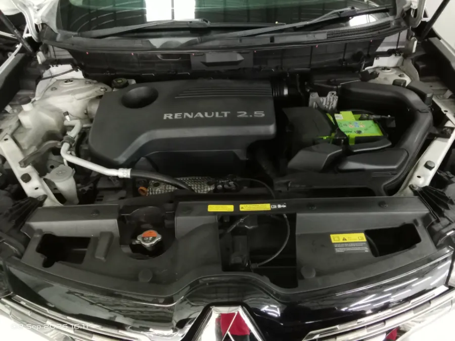 Foto Mobil Bekas Mesin Renault Koleos 2.5 Signature tahun 2017