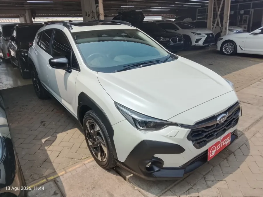 Foto Mobil Bekas Kanan Depan Subaru Crosstrek 2.0i-S EyeSight tahun 2023