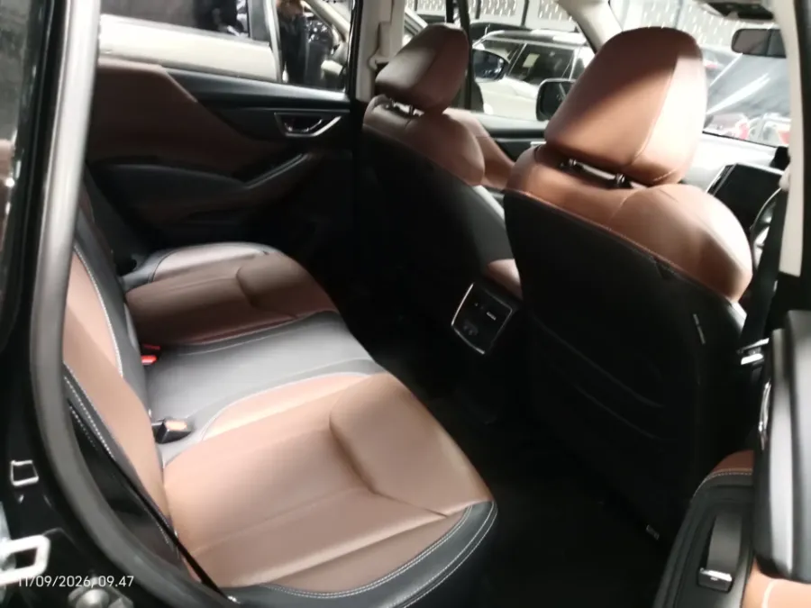 Foto Mobil Bekas Kabin Belakang Subaru Forester 2.0 tahun 2023