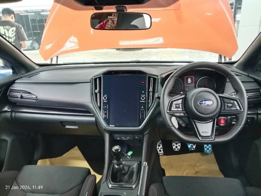 Foto Mobil Bekas Dashboard Subaru WRX 2.4 MT tahun 2023