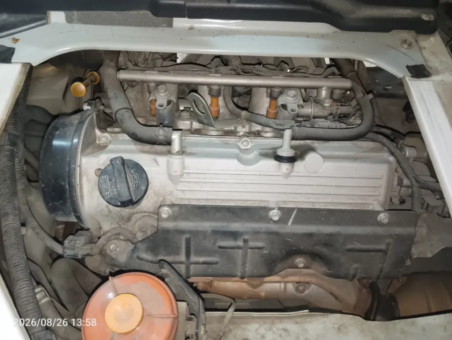 Foto Mobil Bekas Mesin Suzuki APV 1.5 Blind Van High tahun 2023