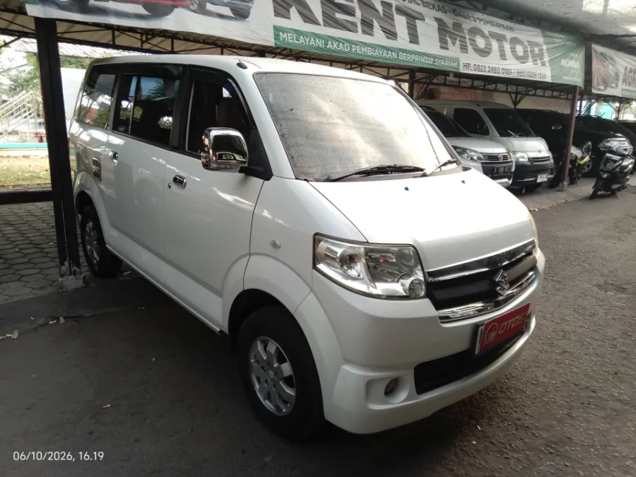 Foto Mobil Bekas Kanan Depan Suzuki APV 1.5 Deluxe tahun 2021